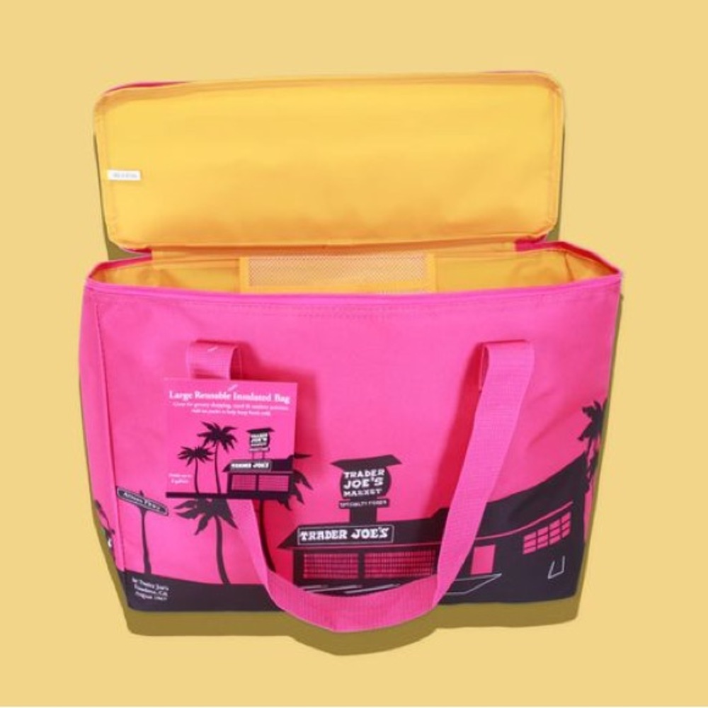 NWT Trader Joe’s Mini Insulated Tote Bag Pink